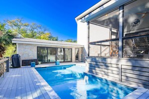Pool - Outdoor Oasis w/ Private Pool, Screened Porch & Putting Green; Walk to Beach, Pickleball & Tennis! (Isle of Palms)