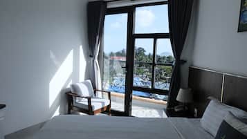 Habitación doble superior, vista a la montaña | Wifi gratis y ropa de cama