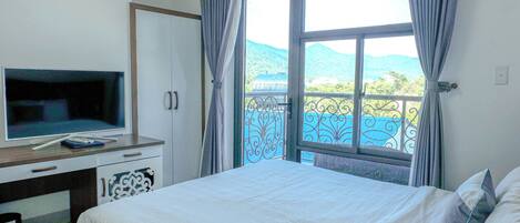 Superior Double Room, Mountain View | Free WiFi, bed sheets