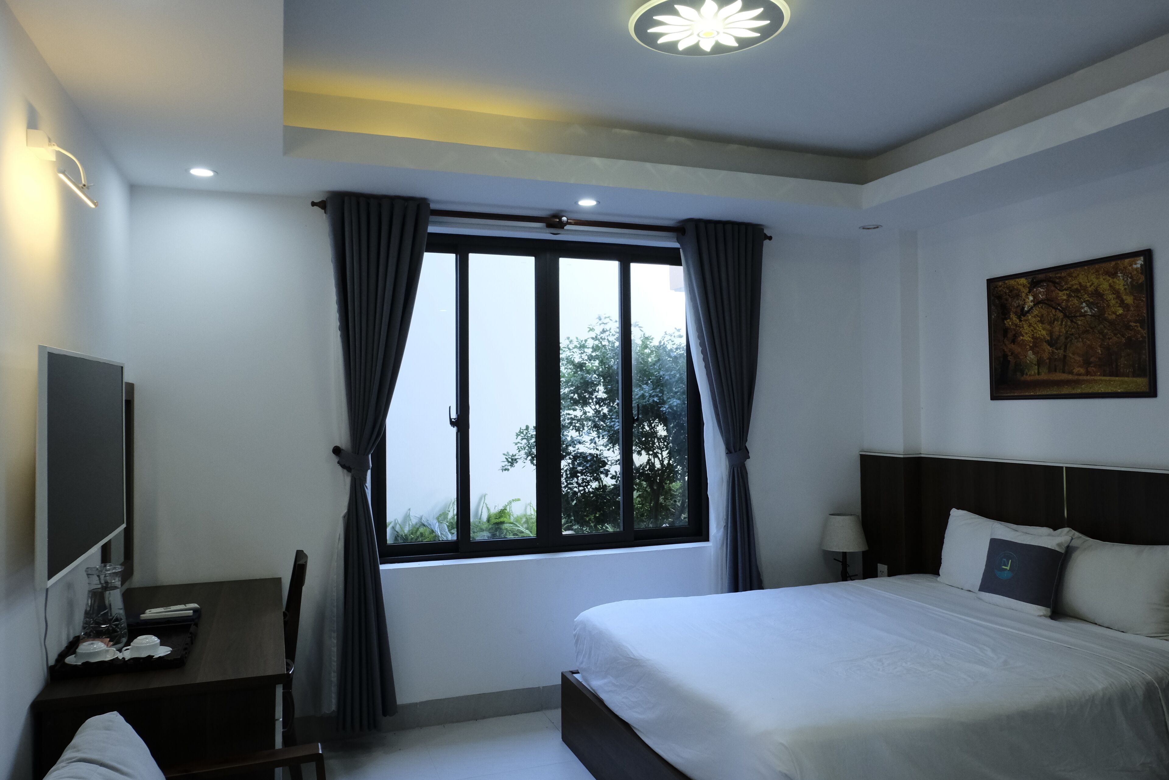 Basic Double Room, Garden View