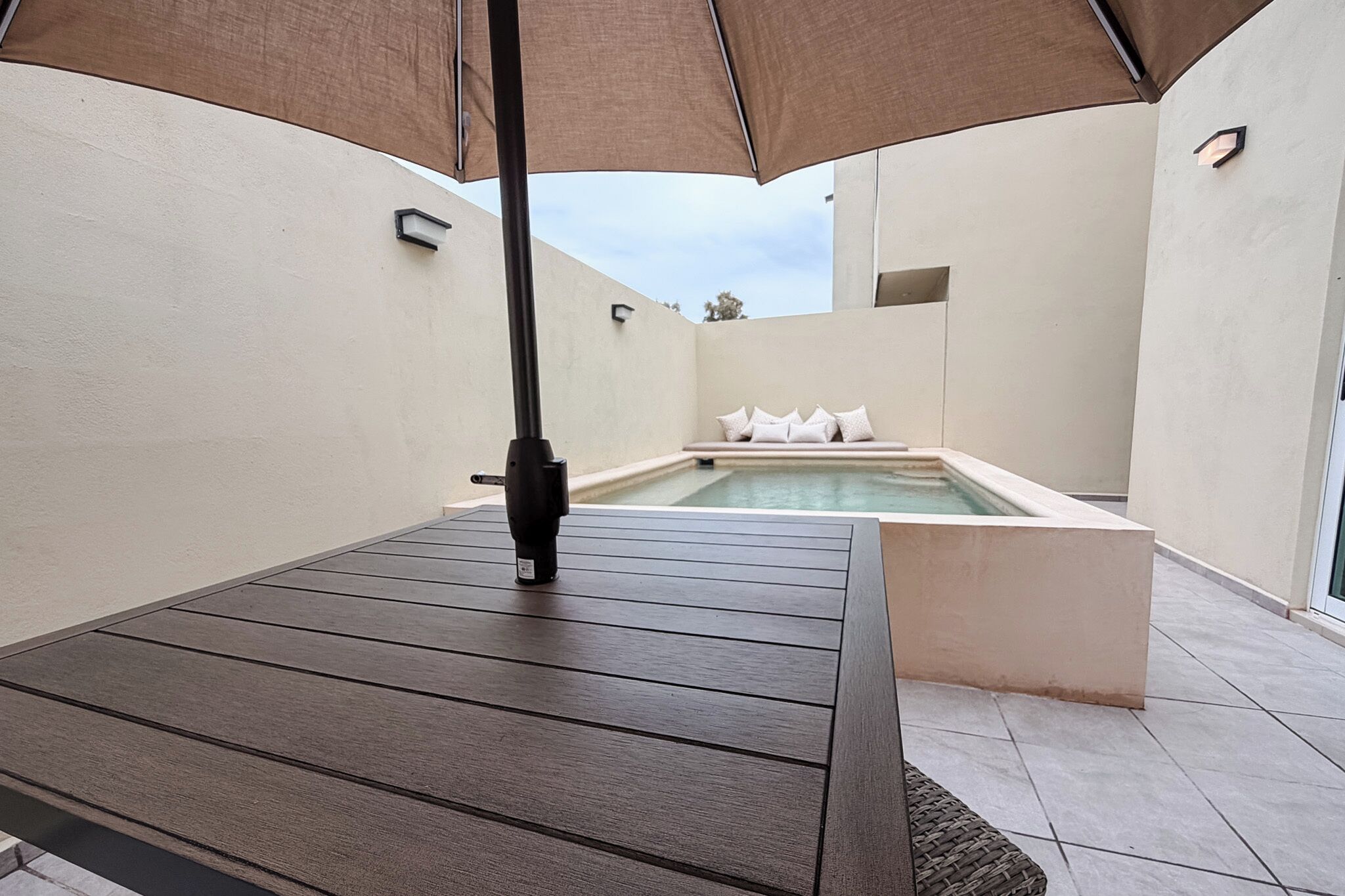 Udendørs pool, opvarmet pool