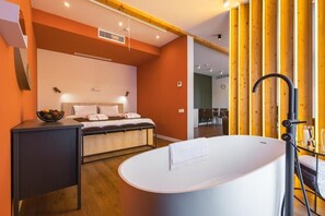 Casa de campo Deluxe, vista al lago | Espacio para trabajar con laptop y wifi gratis 