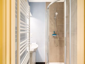 Shower - Cosy flat with frontal sea view (Koksijde)