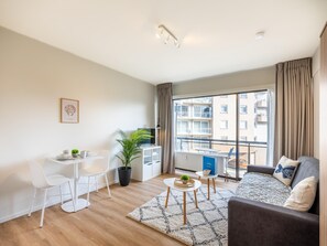 Unclassified image, 5 of 13, button - Nicely renovated studio close to the beach (Koksijde)