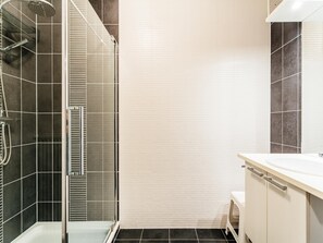 Shower - Modern penthouse flat with large terrace (Koksijde)
