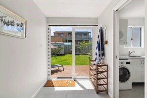 Interior - Green Island View Manyana (Manyana)