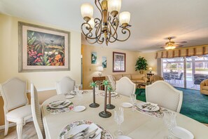 Dining - Waterfront Cape Coral Gem w/ Lanai, Pool & Dock! (Cape Coral)