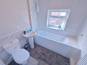 Luokittelematon kuva, 3 kautta 23, painike