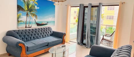 Appartement, 4 chambres, fumeur, balcon | Salle de séjour