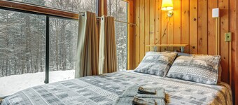 Ski, Hike & More! Year-Round Retreat in West Dover