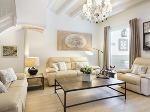 Villa | 4 bedrooms - Sitges Spaces Beach House 4 Bedrooms (Sitges)