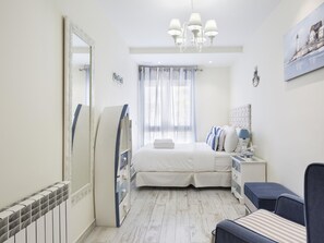 Apartment | 5 bedrooms - Sitges Spaces Mediterranean Apartments 5 Bedroom (Sitges)