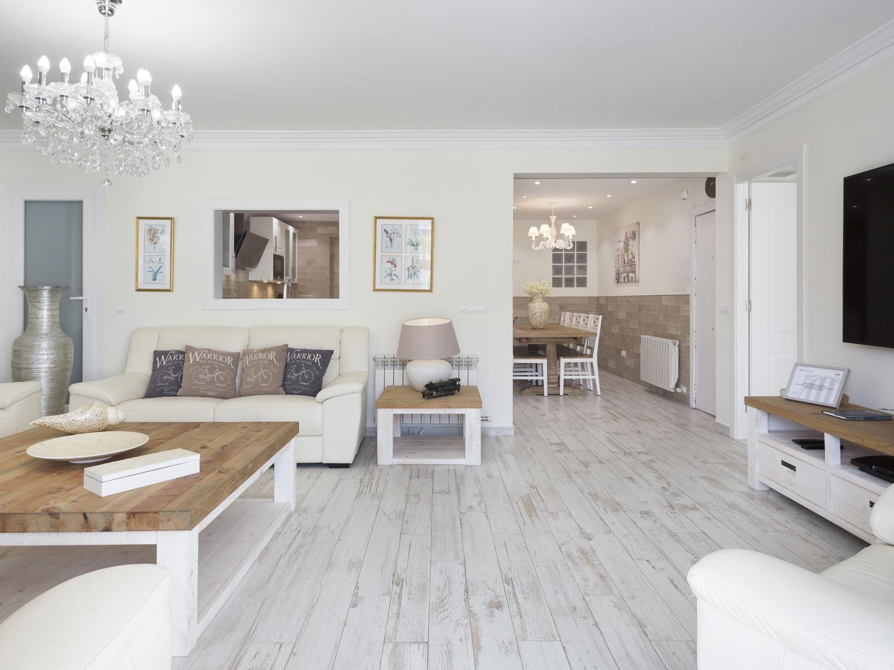 5 bedrooms