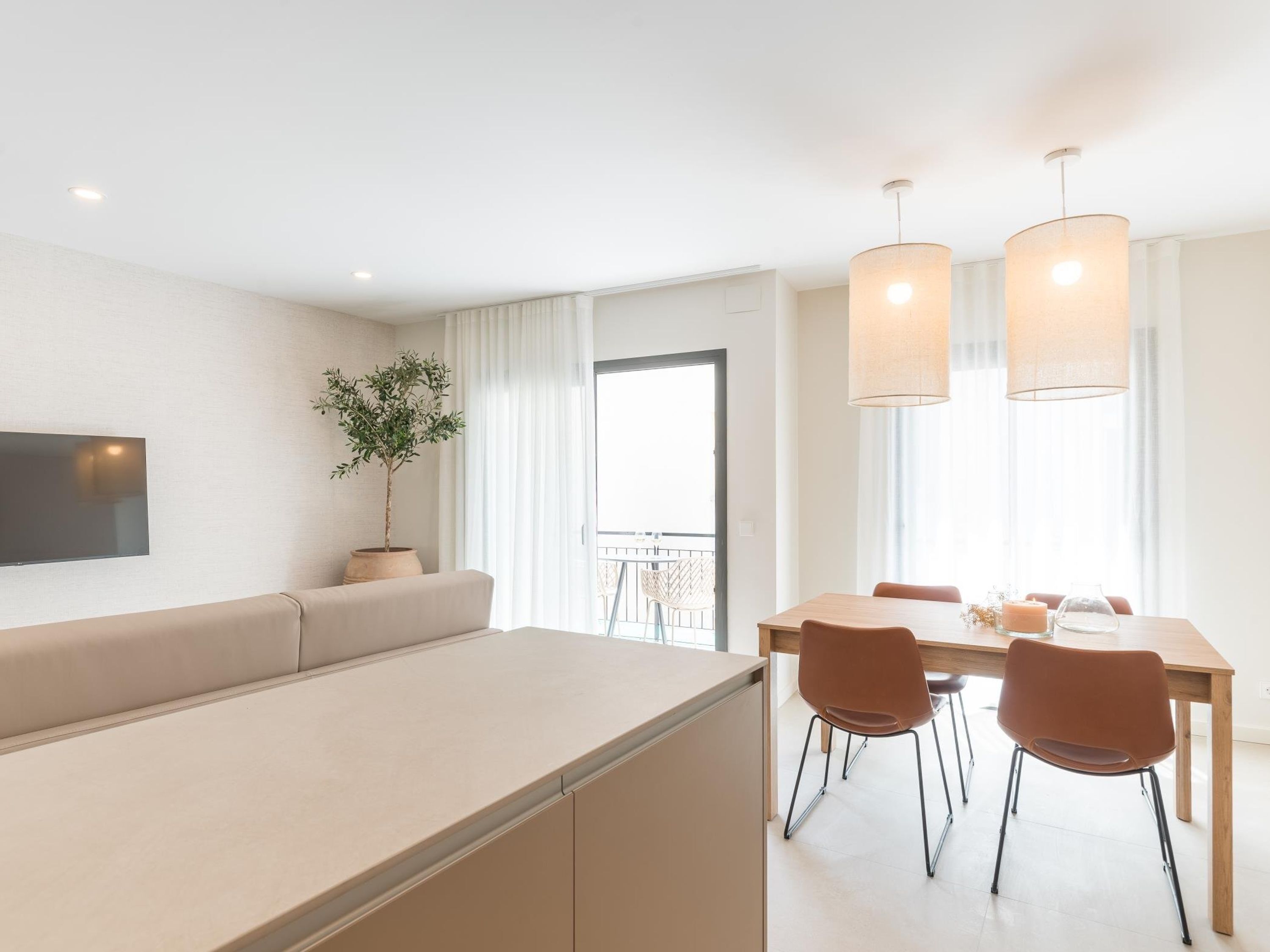 2 bedrooms