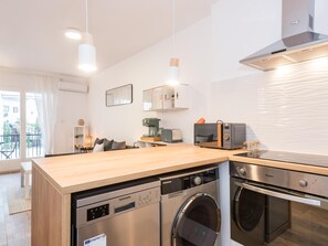 1 bedroom - Sitges Spaces Deluxe Center Studio Monthly Rentals (Sitges)