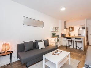 1 bedroom - Sitges Spaces Deluxe Center Studio Monthly Rentals (Sitges)