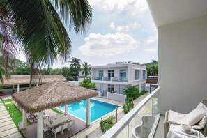 Chambre Double Supérieure, vue cour intérieure | Vue de la chambre