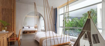 TANG House