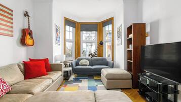 TV, stereo, offices
