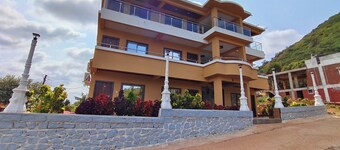Hotel Kadam Palace