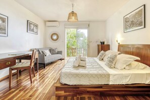 4 chambres, bureau, fer et planche à repasser, Wi-Fi
