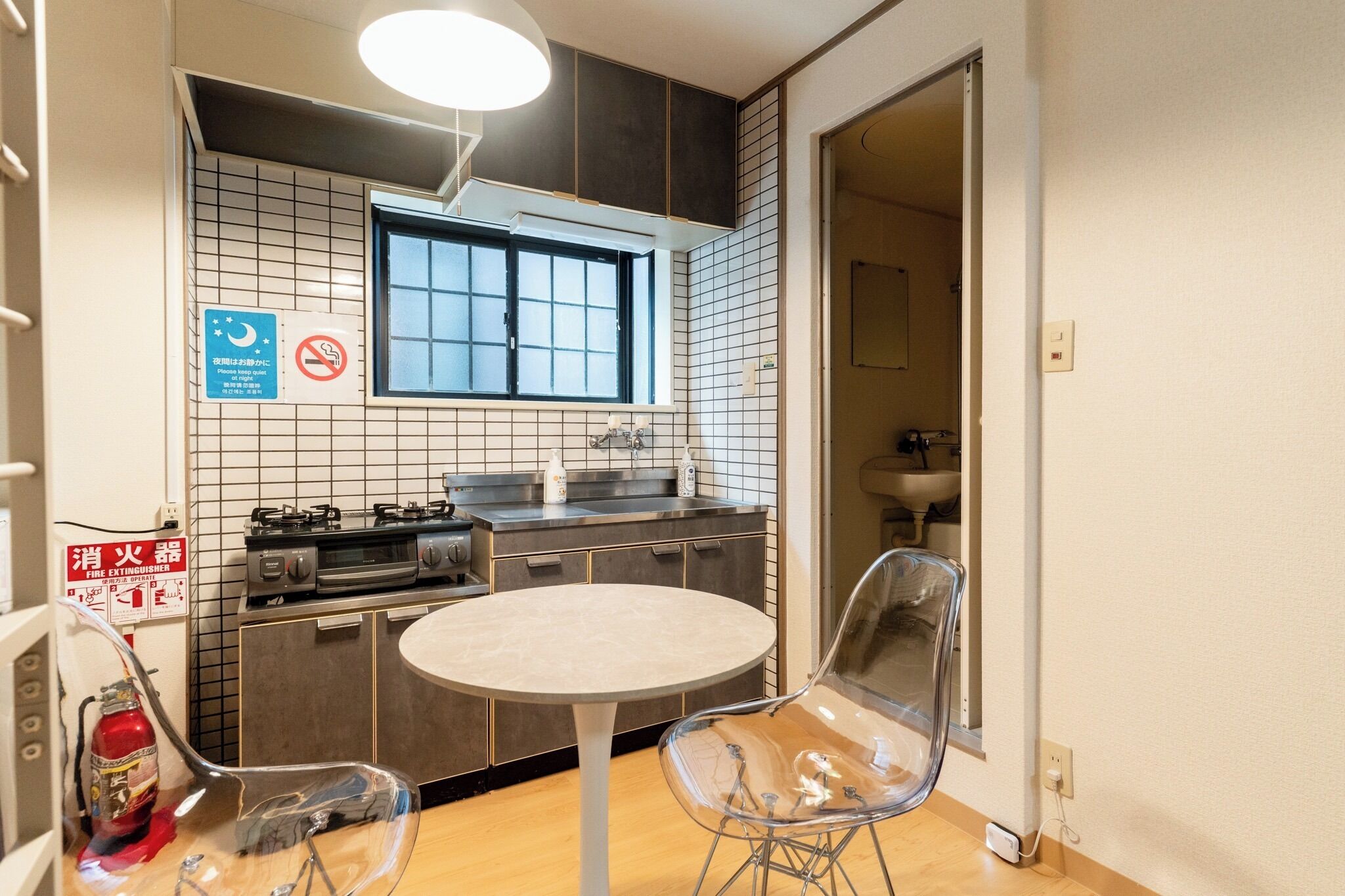 Fridge, microwave, stovetop, cookware/dishes/utensils