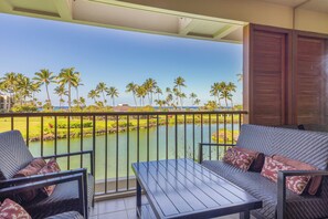 Property grounds - Ocean View Getaway - Beach Access (Waimea)