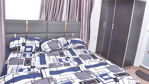 Unclassified image, 4 of 10, button - Luxurious 3-bedroom Apartment in Alimosho, Lagos (Lagos)