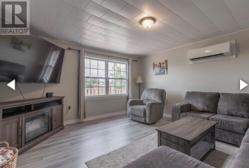 Home away from home ,
Come relax and make your self at home
