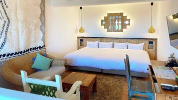 Desk, free WiFi, bed sheets