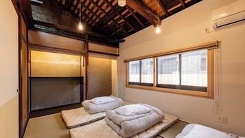 Desk, free WiFi, bed sheets