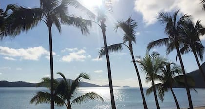 Poolside Apartment at Mango House, Whitsundays