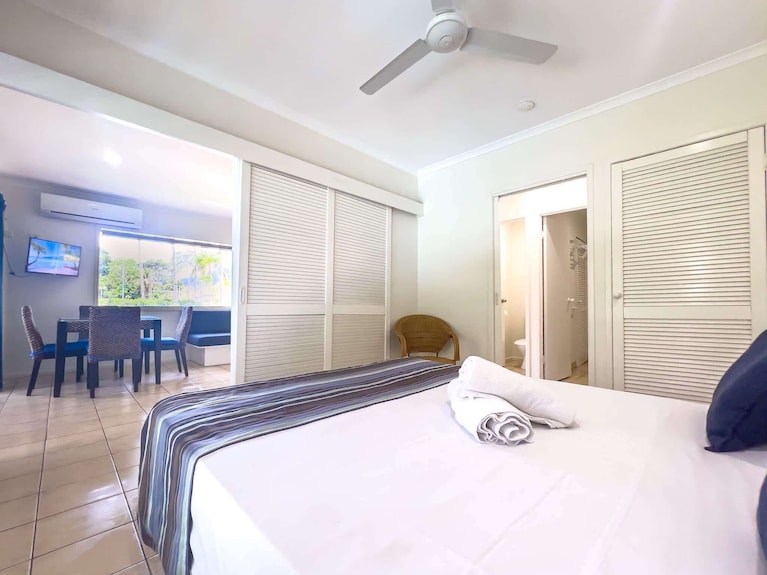 Poolside Apartment At Mango House, Whitsundays - Queensland