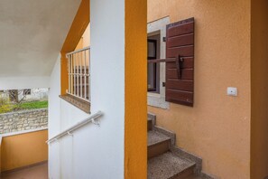 Estudi estàndard (Apartment Iva 2) | Escala