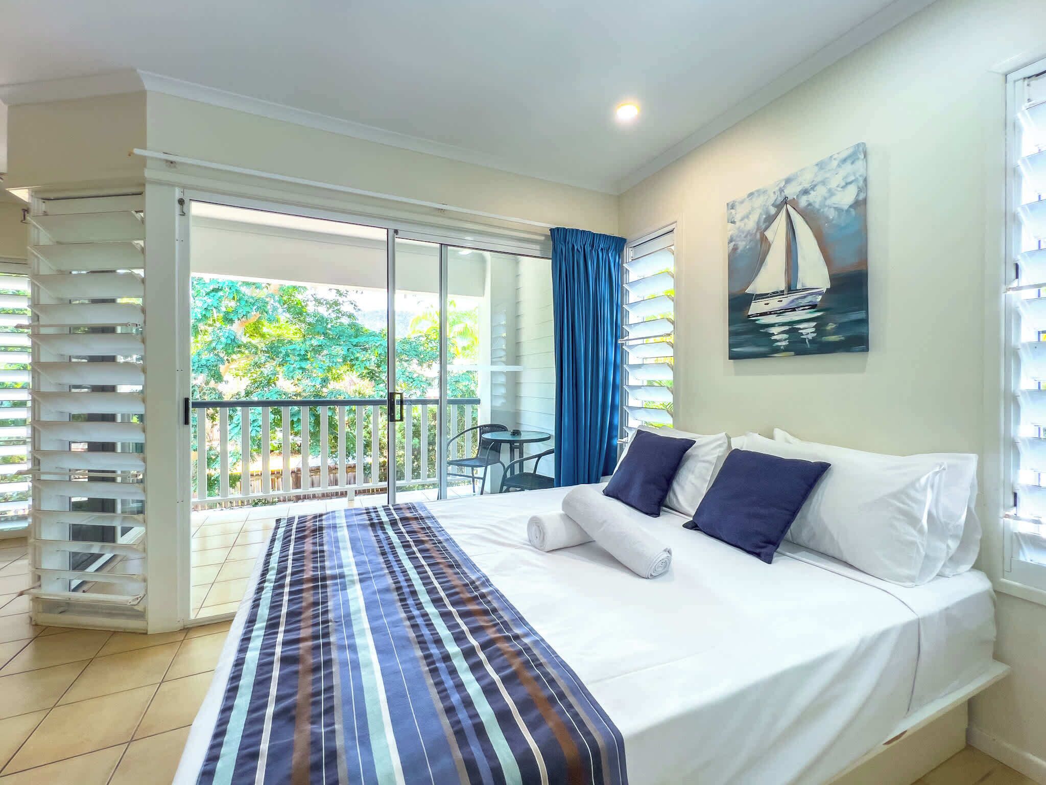 アイロン / アイロン台、WiFi、ベッドシーツ