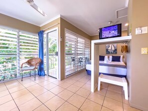 Bügeleisen/Bügelbrett, WLAN, Bettwäsche