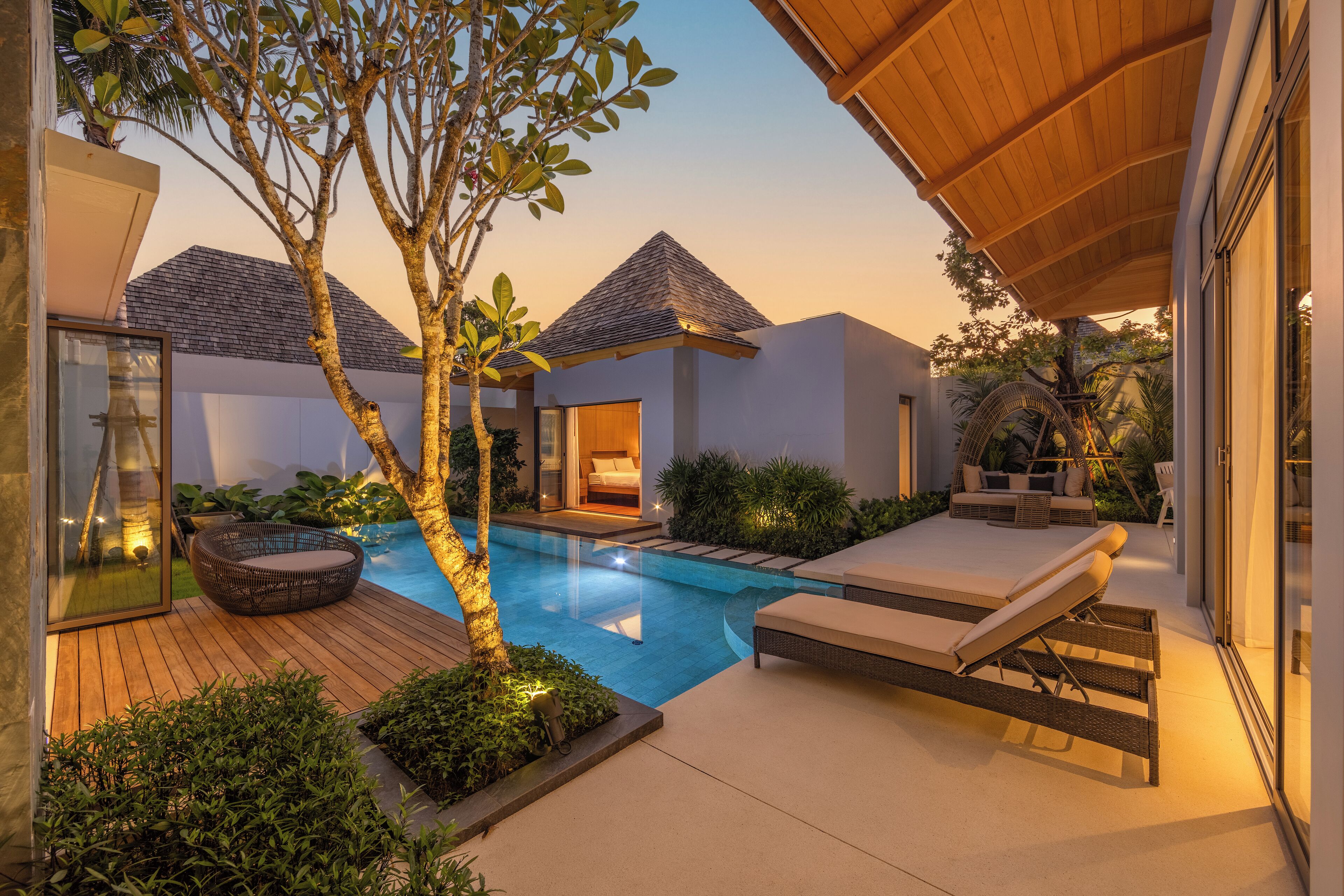 Front of property – evening/night