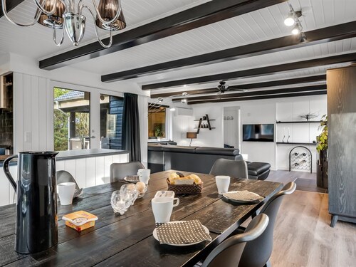 "Juditha" - 750m from the sea by Interhome