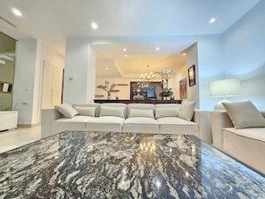 Lobby - Refined villa in the heart of La Marsa with garden (Sidi Daoud)