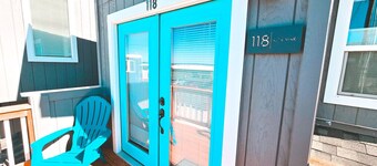 Heart of Rockaway Studio with Oceanviews