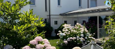 Enceinte de lâhĂ©bergement