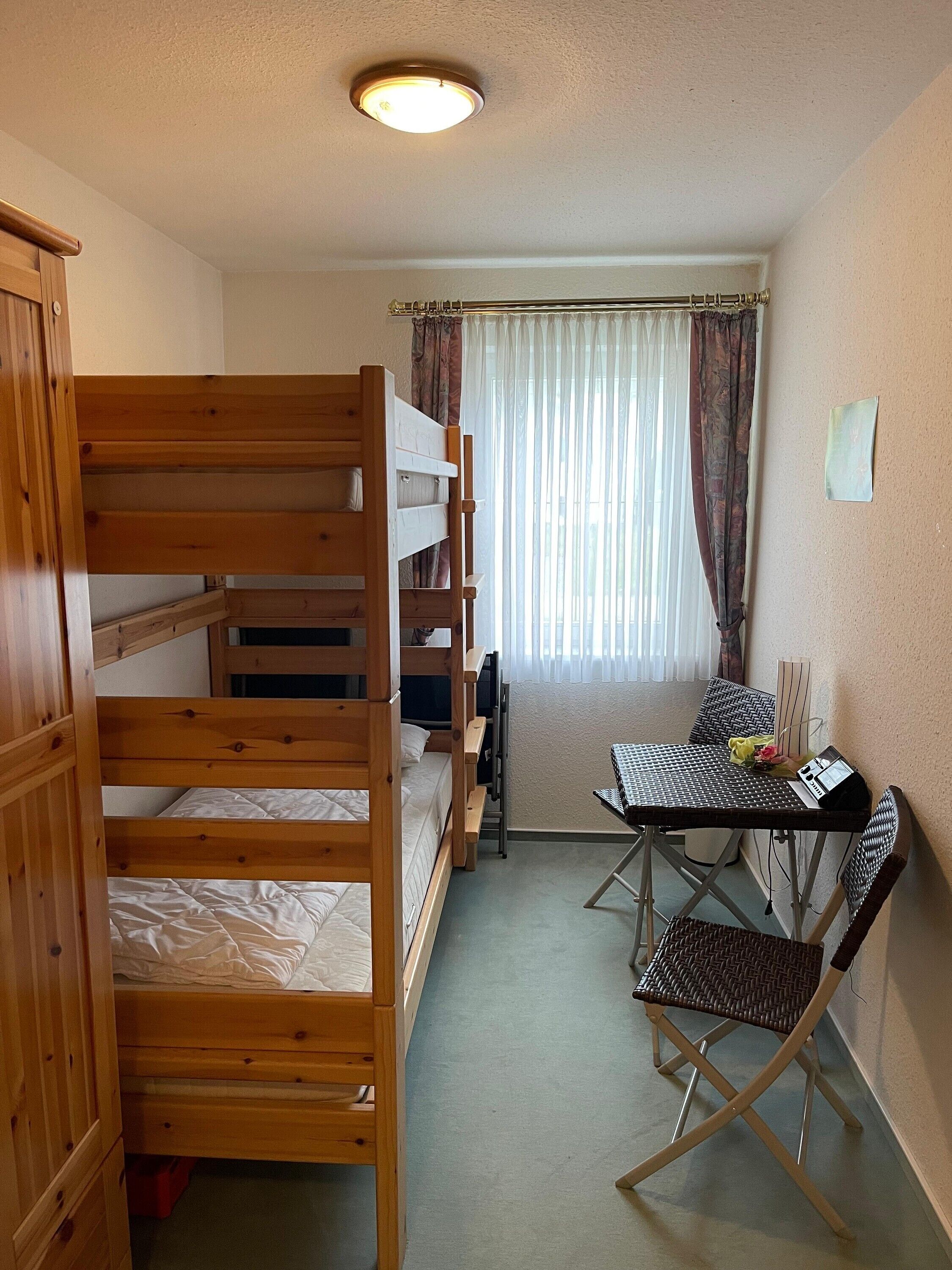 2 Schlafzimmer, Bügeleisen/Bügelbrett, Bettwäsche
