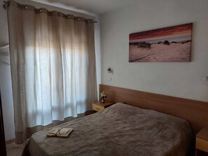 Apartemen, 2 kamar tidur, balkon | 2 kamar tidur