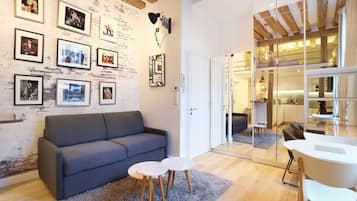 Apartment | Living area