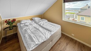 Unclassified image, 4 of 28, button - Awesome home in Harøya (Harøya)