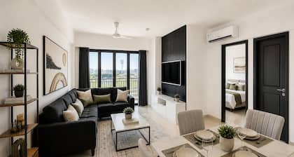Luxury 2-bedroom condo with Infinity Pool & Gym