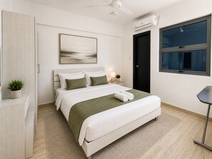 2 bedrooms, iron/ironing board, WiFi, bed sheets