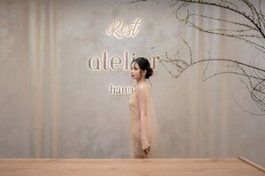 Quầy tiếp tân