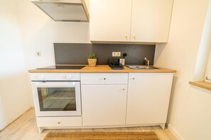 Fridge, oven, stovetop, coffee/tea maker - FullHouse | Eisenach | K31 Wartburg | Terrasse (Eisenach)