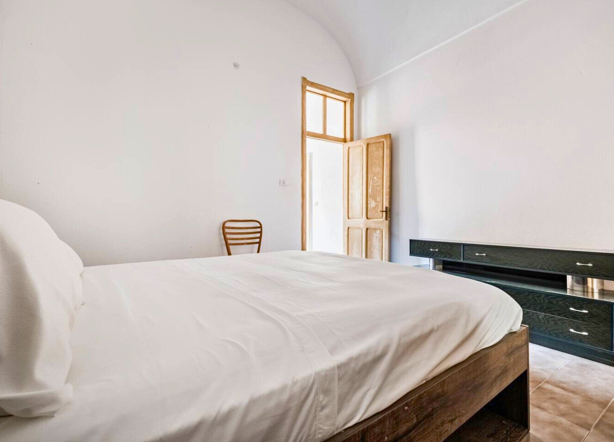 2 bedrooms, desk, free WiFi, bed sheets